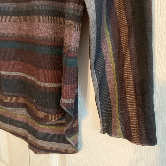 Nally & Millie long sleeve top - Picture 2 of 7